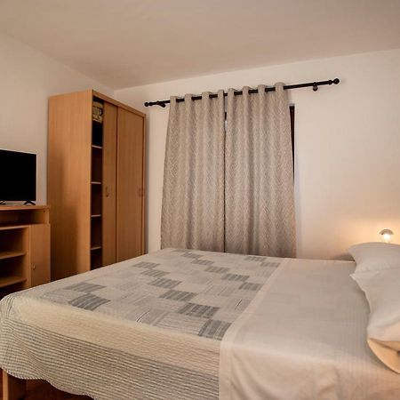 Apartments Volarevic โรวีน ภายนอก รูปภาพ